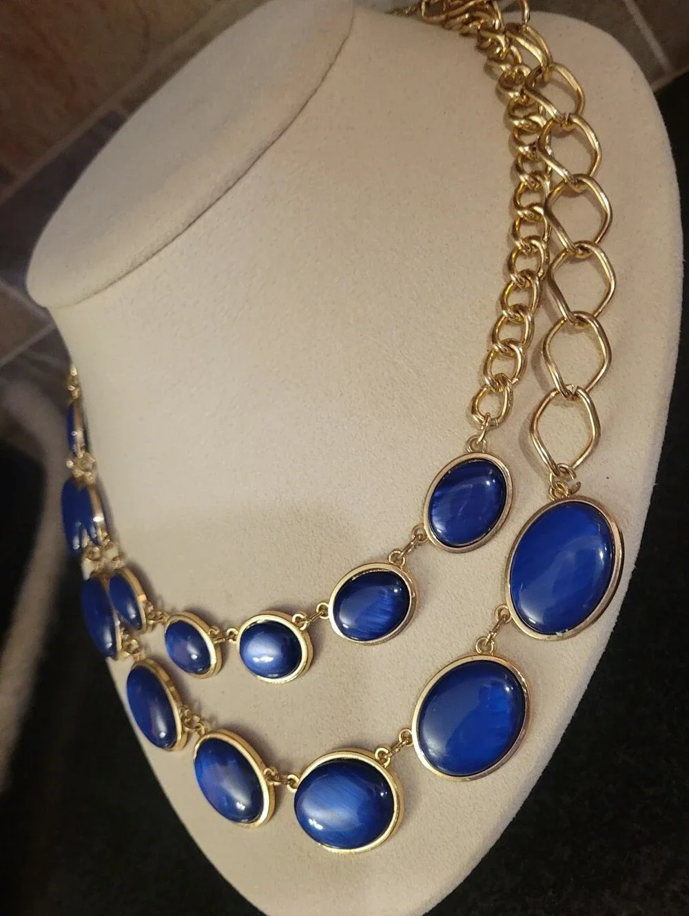 Gold Tone Cobalt Blue Oval Gemstone Layered Necklace Vintage Retro
